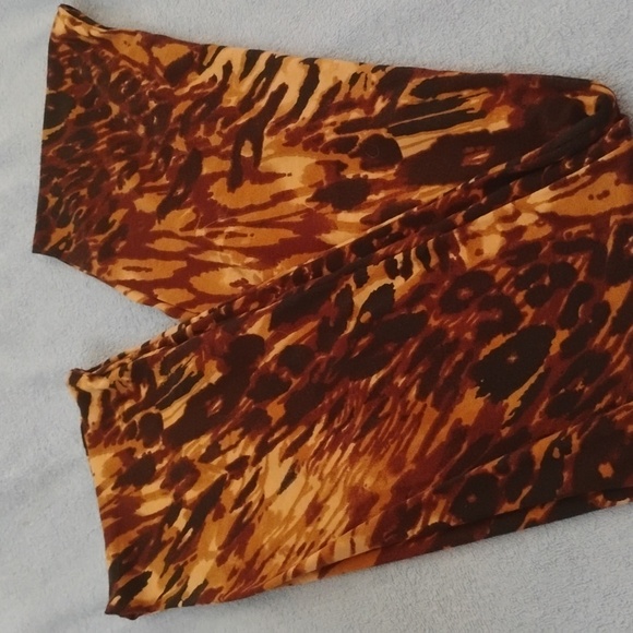 Ladies Scarf - Picture 2 of 5